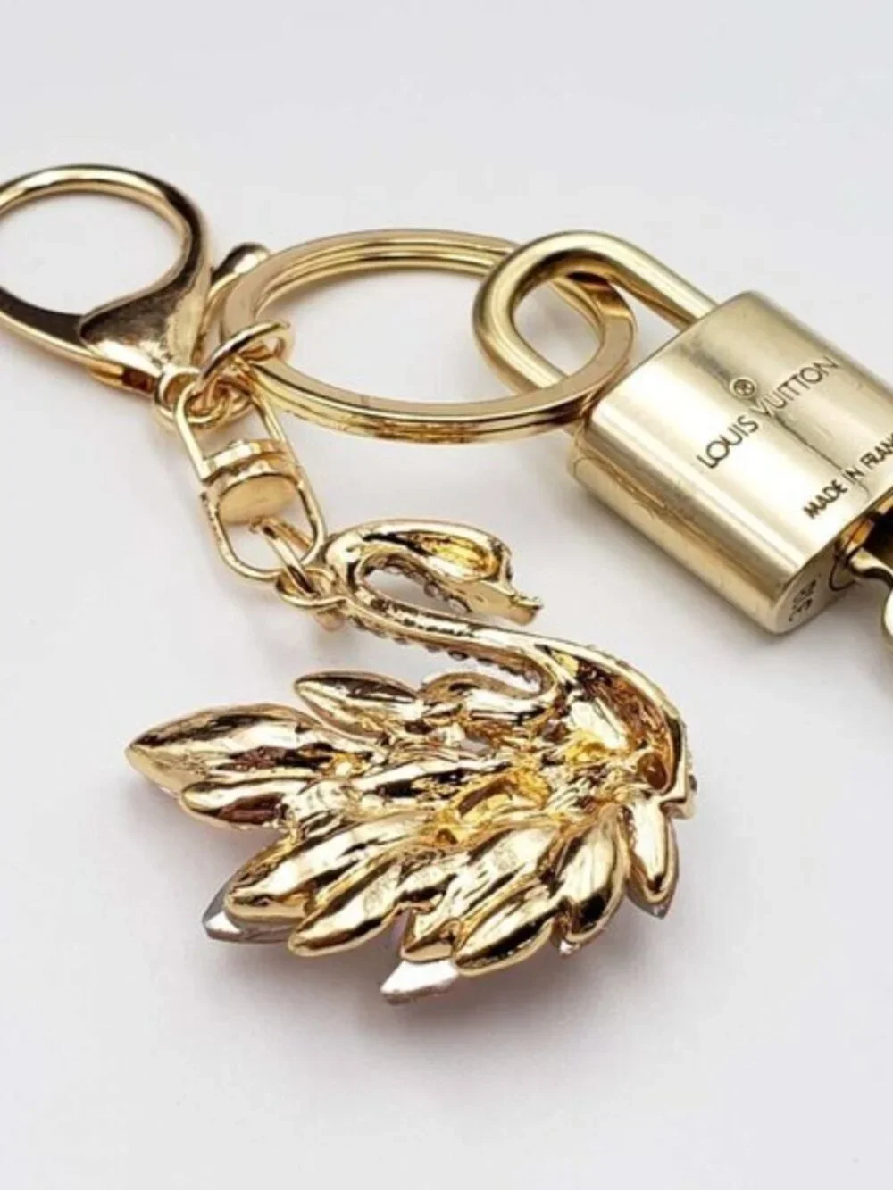 Authentic Louis Vuitton Gold Lock 🔒 Keychain Bag Unbranded Swan Charm LV